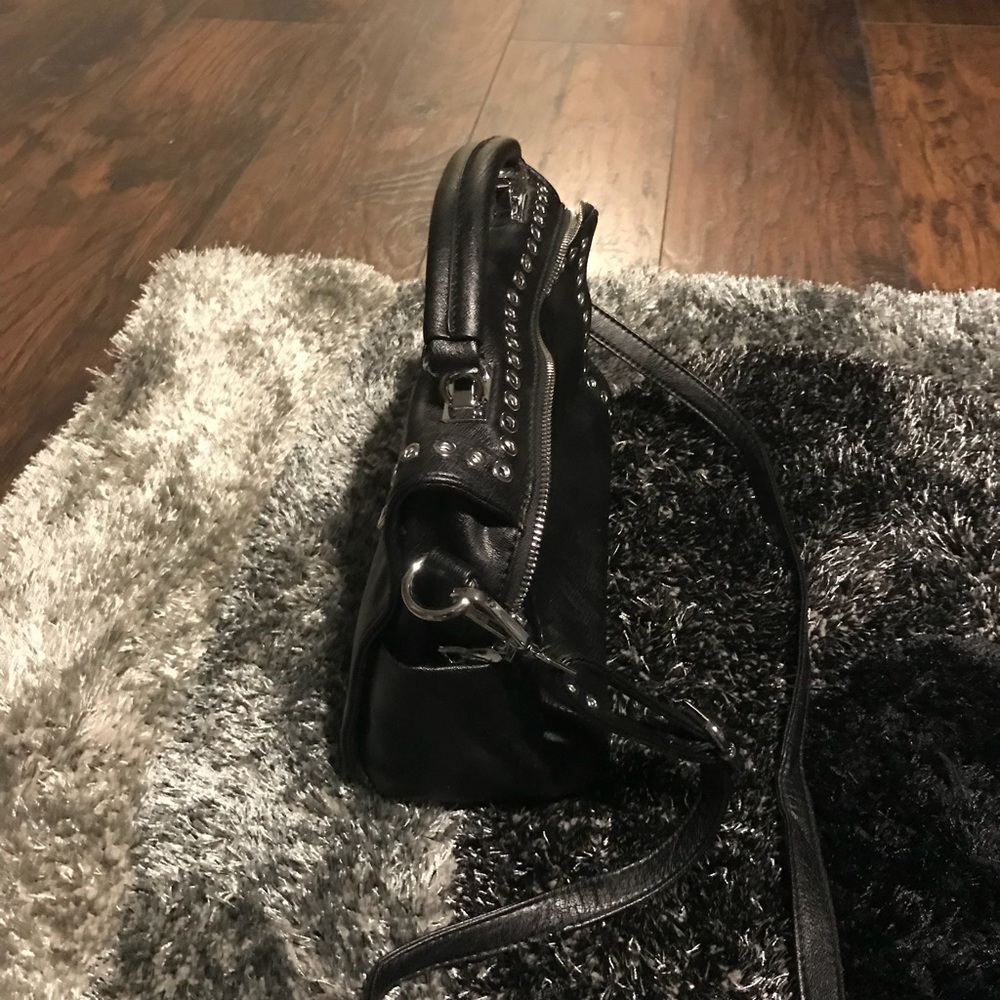 Handbag - Picture 2 of 4